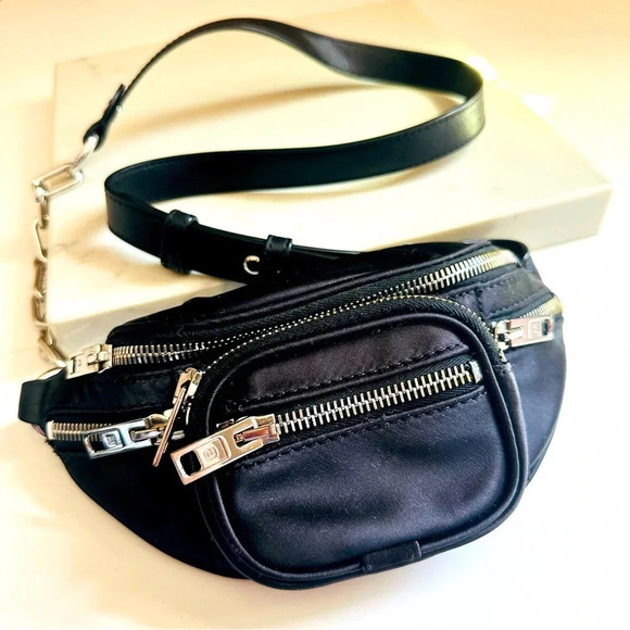 Alexander Wang Black Shoulder Bag - Picture 1 of 12